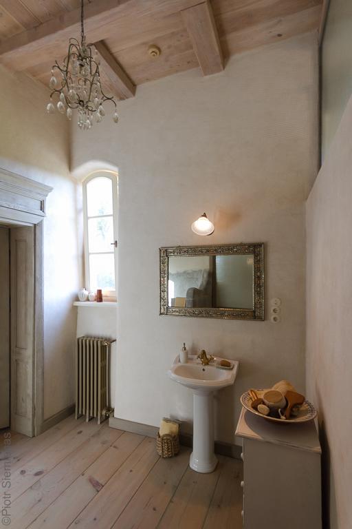 Dwor Dawidy Bed & Breakfast Mlynary Room photo